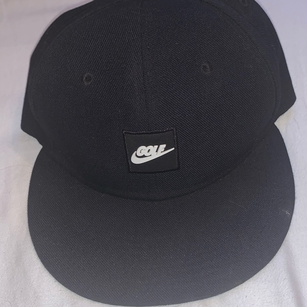 Nike golf hat